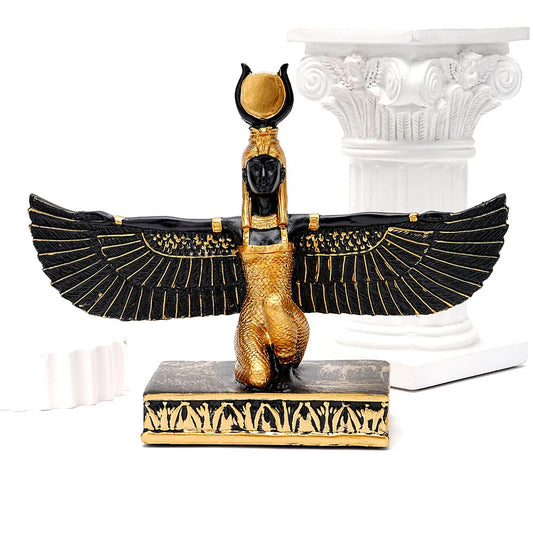 Ancient Egyptian Isis Souvenir Goddess Statue: Resin Decorative Ornament for Entryway or TV Cabinet in A Light Luxury Style