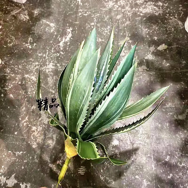 Artificial Aloe Vera Fake Succulents Simulated Agave Green Tropical Leaves Garden Balcony Office Christmas Party Home Deco Plant